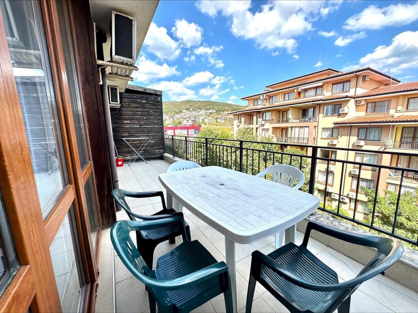 Menada Luxor Apartments Свети-Влас Номер фото