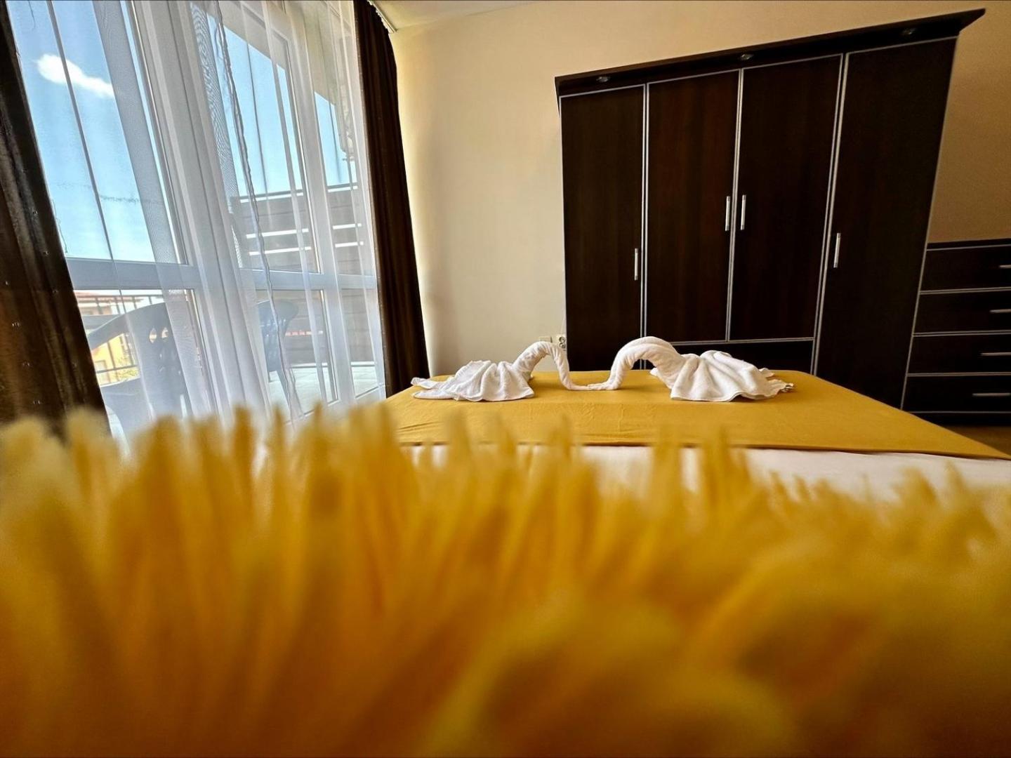 Menada Luxor Apartments Свети-Влас Номер фото