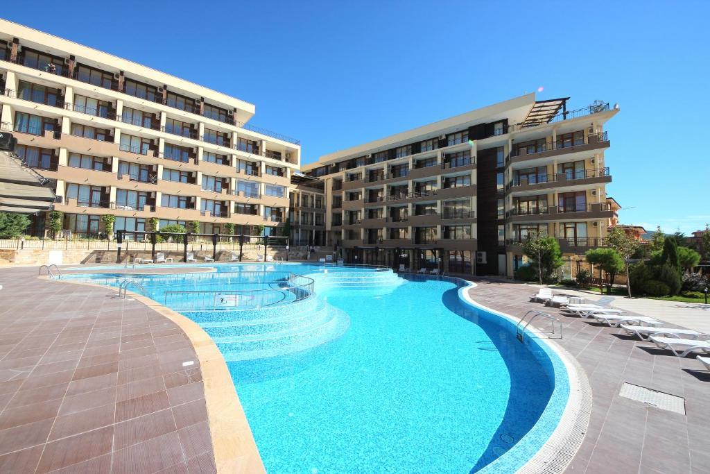Menada Luxor Apartments Свети-Влас Экстерьер фото