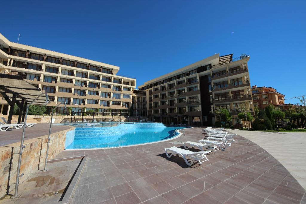 Menada Luxor Apartments Свети-Влас Экстерьер фото