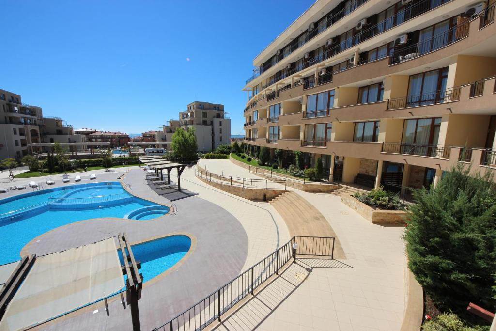 Menada Luxor Apartments Свети-Влас Экстерьер фото