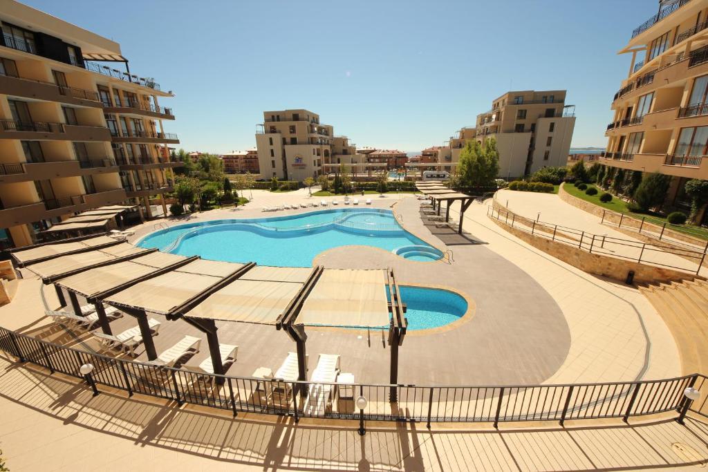 Menada Luxor Apartments Свети-Влас Экстерьер фото