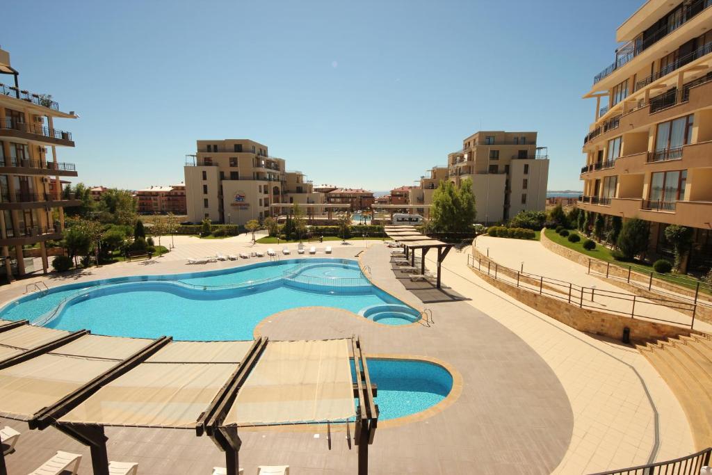 Menada Luxor Apartments Свети-Влас Экстерьер фото